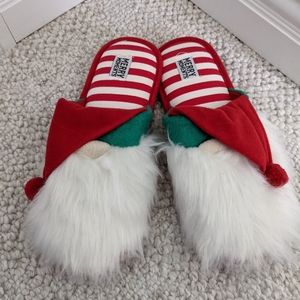 Gnome slippers
